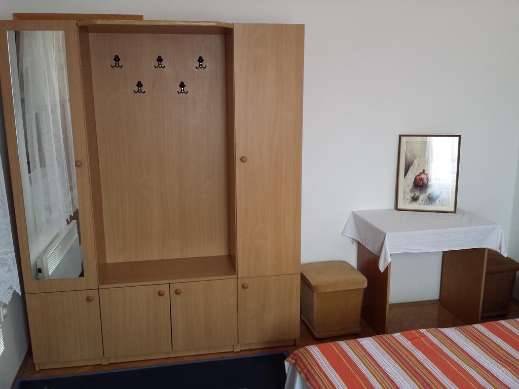 Apartments & Hostel Zdrava Hrana Mostar Habitación foto